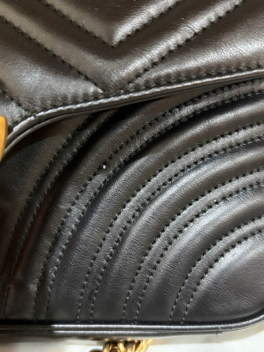 Gucci Matelasse Small Bag - Picture 5 of 16